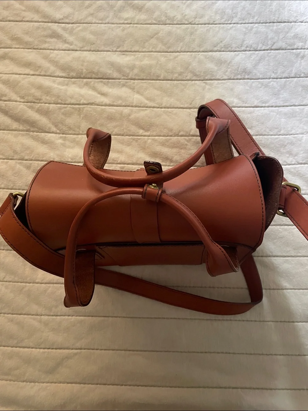 Classic Brown Leather Satchel with Top Handle & Adjustable Strap